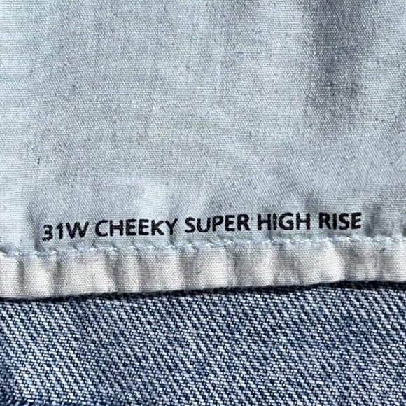 BBDG Urban Outfitters SIZE 31 Cheeky High Rise Cut Off 100% Cotton Jean Shorts - Picture 5 of 6